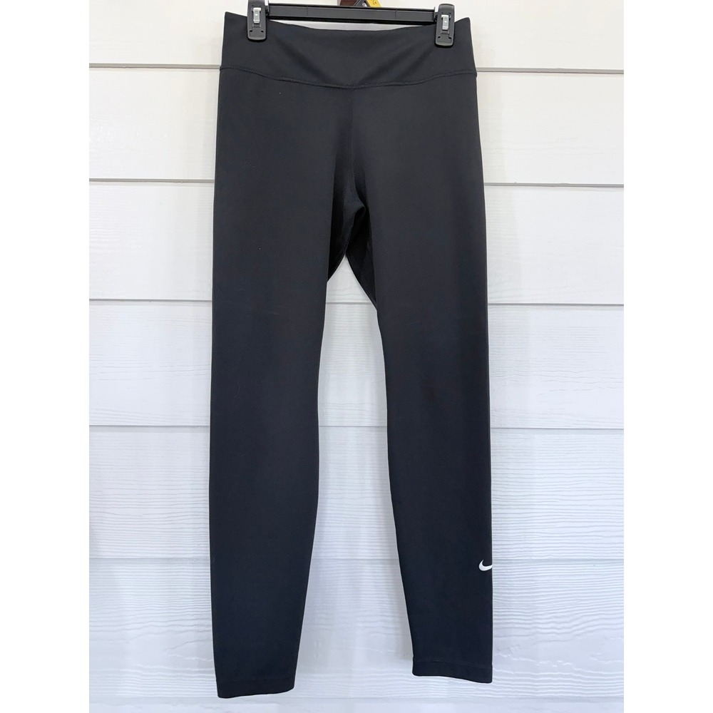 A- 84- Nike Dri-FIT Womens Training Leggings Black AJ8827-010 Size Medium